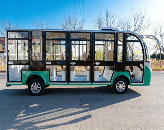 Automobile turistica elettrica